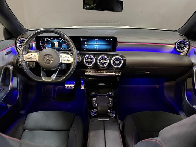 Mercedes-Benz Cla Shooting Brake 200 Business Solution AMG | Sfeerverlichting | Multibeam | Panoramadak