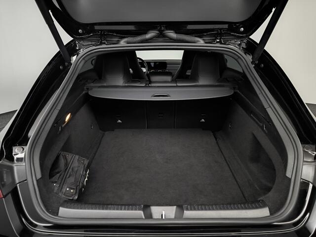 Mercedes-Benz Cla Shooting Brake 180 Business Solution AMG | Camera | Elektr achterklep | Trekhaak | LED koplampen |