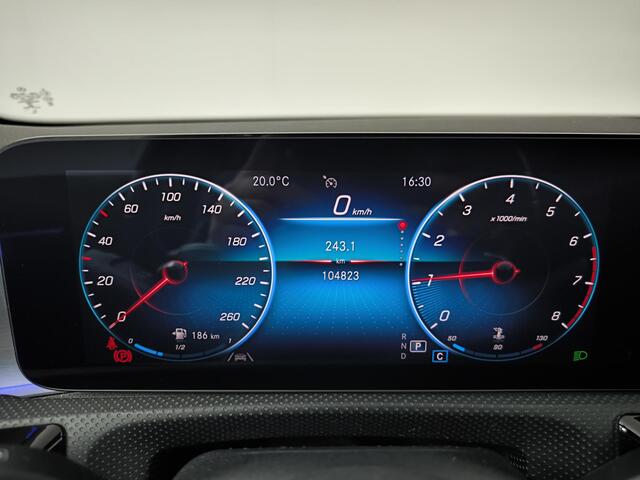 Mercedes-Benz Cla Shooting Brake 180 Business Solution AMG | Camera | Elektr achterklep | Trekhaak | LED koplampen |