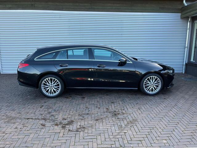 Mercedes-Benz Cla Shooting Brake 200 Business Solution Luxury