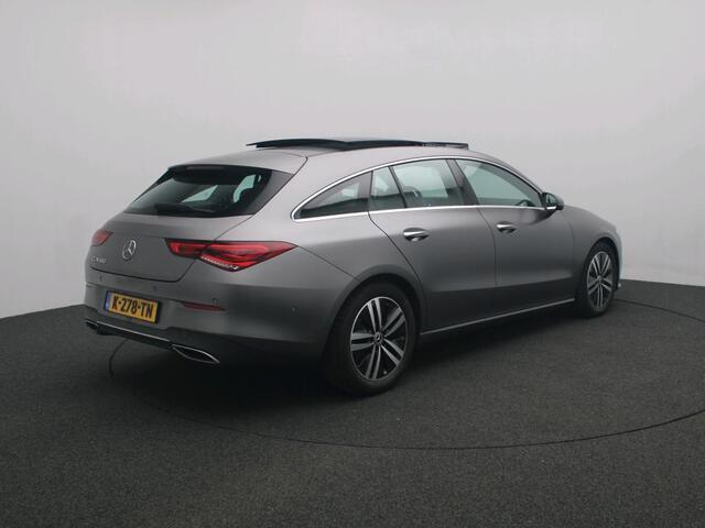 Mercedes-Benz Cla Shooting Brake 180 Business Solution Luxury Panorama Schuif-Kanteldak | Memory voorstoelen | Sfeerverlichting | Ledkoplampen. Inclusief 24 maanden MB Certified garantie voor Europa.