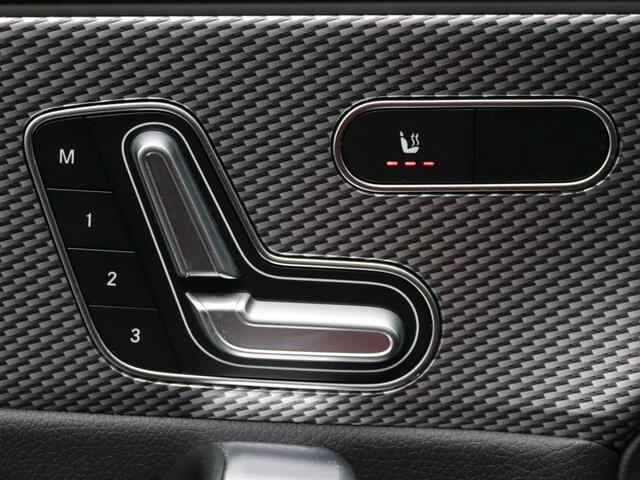 Mercedes-Benz Cla Shooting Brake 180 Business Solution Luxury Panorama Schuif-Kanteldak | Memory voorstoelen | Sfeerverlichting | Ledkoplampen. Inclusief 24 maanden MB Certified garantie voor Europa.