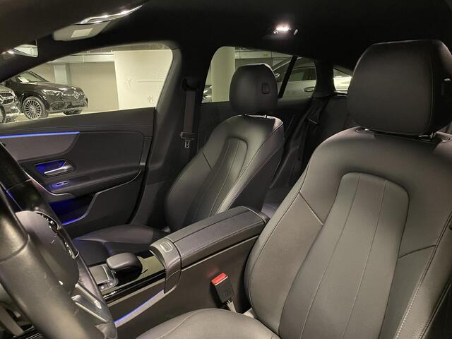 Mercedes-Benz Cla Shooting Brake 180 Business Solution Luxury