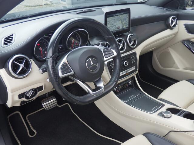 Mercedes-Benz Cla Shooting Brake 180 AMG AUT, Panodak, Camera, Leder Two Tone, Compleet, NL/NAP!