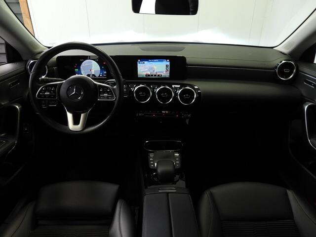 Mercedes-Benz Cla Shooting Brake 250e Advantage NAVI/CAMERA/NIGHT/LED/18"LMV!