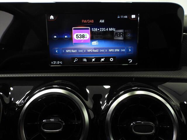 Mercedes-Benz Cla Shooting Brake 250e Advantage NAVI/CAMERA/NIGHT/LED/18"LMV!