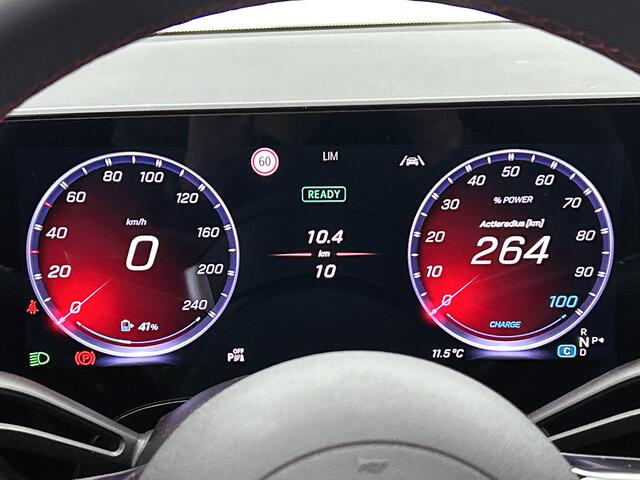 Mercedes-Benz Cla Shooting Brake 250+ Business Solution AMG 85 kWh | Pluspakket | Winterpakket | Trekhaak | MULTIBEAM LED |Smartphone integratie | Sfeerverlichting | PARKTRONIC |