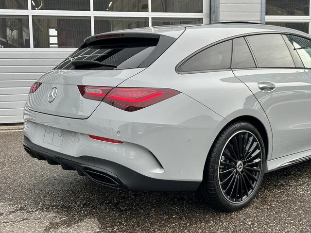 Mercedes-Benz Cla Shooting Brake 180 Business Solution AMG | AMG Plus Pakket | Night Pakket | Panoramadak | Burmester 3D Surround | 360° Camera | DISTRONIC Afstandsassistent | Dodehoekassistent | Head-up Display | MULTIBEAM LED Koplampen | Elektrisch Verstelbare Stoelen + Memory | Stoelv