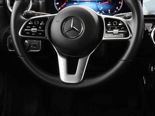 Mercedes-Benz Cla Shooting Brake 180 Business Solution | Stoelverwarming | Carplay | Camera | Half leder | Widescreen | Dodehoek detectie | Navigatie | Park Assist | Cruise control