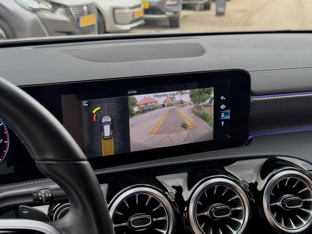 Mercedes-Benz Cla Shooting Brake 180 AUT7 SOLUTION LUXURY VOL-LEDER 18 INCH-LMV NAVI CAMERA DIGI-DASH LED PDC