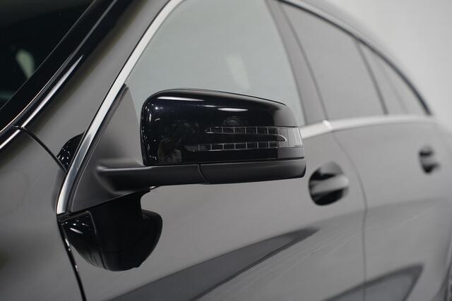 Mercedes-Benz Cla Shooting Brake 180 Business Solution AMG Upgrade Edition NAP Navi Apple Carplay Sroelverwarming Navi Leder/stof
