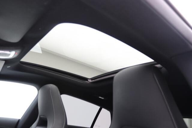 Mercedes-Benz Cla Shooting Brake 250 e AMG Pano, Distronic, Camera, Burmester