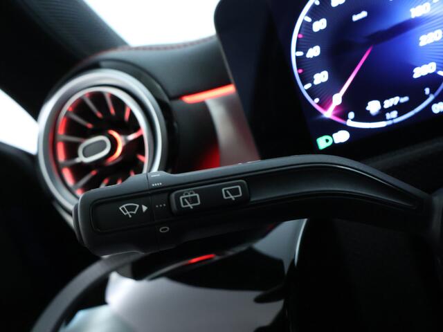 Mercedes-Benz Cla Shooting Brake 180 AMG Line | Nightpakket | Premium Pack | Parkeerpakket met achteruitrijcamera | EASY PACK achterklep | Inclusief 24 maanden MB Certified garantie voor Europa.|