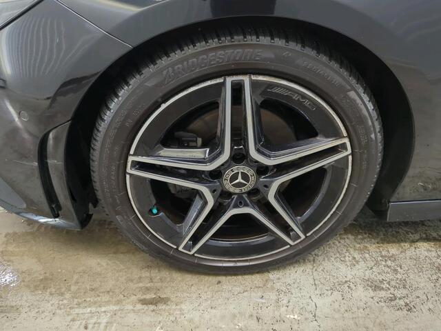 Mercedes-Benz Cla Shooting Brake 180 Business Solution AMG Panoramadak Trekhaak Multibeam LED Nightpakket