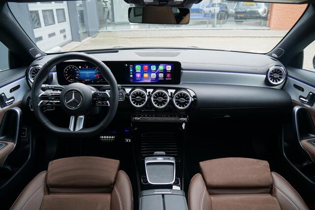 Mercedes-Benz Cla Shooting Brake AMG pakket * NL AUTO / FULL OPTION * FACELIFT MODEL