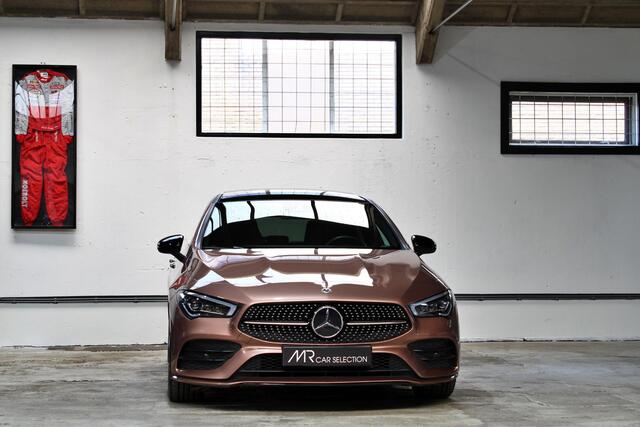 Mercedes-Benz Cla Shooting Brake 200 Business Solution AMG | Panoramadak | Apple Carplay | 1e eigenaar | NL auto |