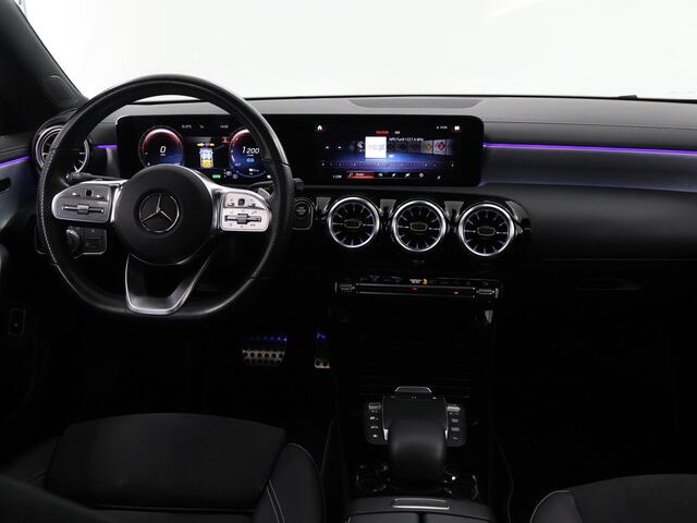 Mercedes-Benz Cla Shooting Brake 250 e Business Solution AMG Limited | Night | Panoramadak | AMG Multispaaks velgen | Multibeam | Stoelverwarming |