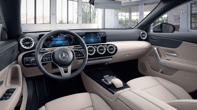 Mercedes-Benz Cla Shooting Brake 180 Luxury Line | Beige interieur | Distronic | Extra getint glas | Keyless | Stoelverwarming |