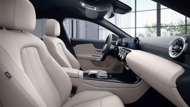 Mercedes-Benz Cla Shooting Brake 180 Luxury Line | Beige interieur | Distronic | Extra getint glas | Keyless | Stoelverwarming |