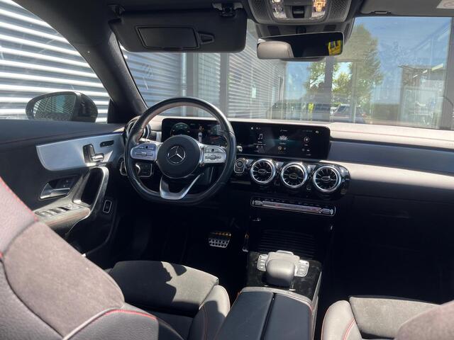 Mercedes-Benz Cla Shooting Brake 200 Business Solution AMG panoramadak vol vol