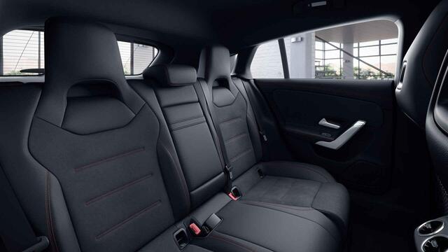 Mercedes-Benz Cla Shooting Brake 250 e AMG Line | Sfeerverlichting | Stoelverwarming | Achteruitrijcamera |
