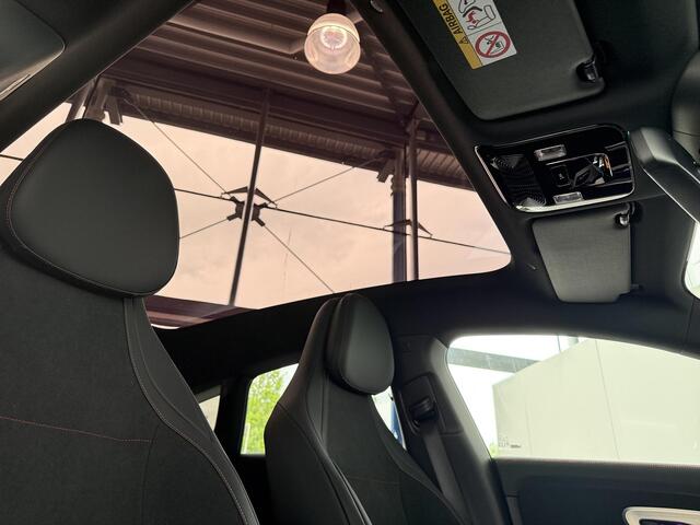 Mercedes-Benz Cla Shooting Brake 180 Business Solution AMG | Nightpakket | Multibeam led | Sportstoelen | Achteruitrijcamera | Panoramadak |