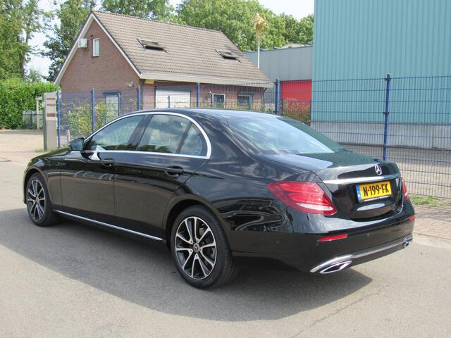 Mercedes-Benz E-KLASSE 200 d Premium Plus