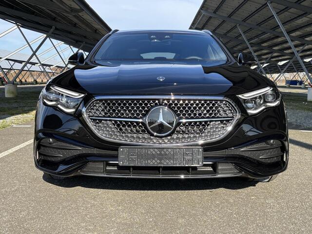 Mercedes-Benz E-KLASSE 300 e Sport Edition | Superscreen| Rijassistentiepakket | Trekhaak | Panorama-schuifdak | Burmester |