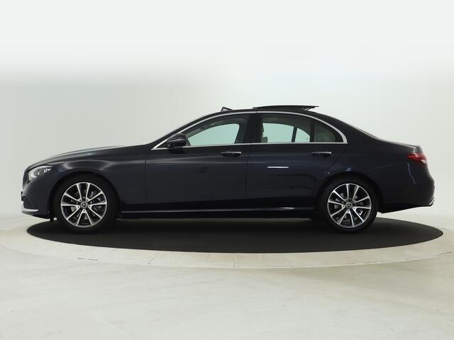 Mercedes-Benz E-KLASSE 200 Business Solution Luxury Inclusief 24 maanden MB Certified garantie voor Europa.