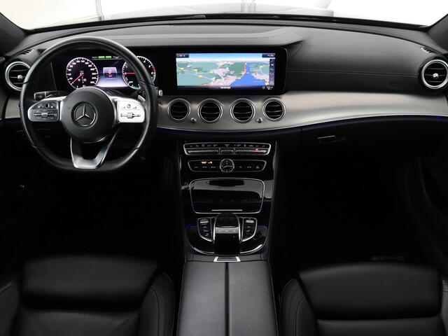 Mercedes-Benz E-KLASSE 300de AMG Line | Adaptive cruise | Nappaleder | 360 Camera | Carplay | Stoelverwarming | Sfeerverlichting | Widescreen | Navigatie | Full LED