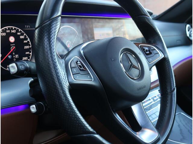 Mercedes-Benz E-KLASSE 200 Coupe Premium | Panoramadak | Apple Carplay | Trekhaak
