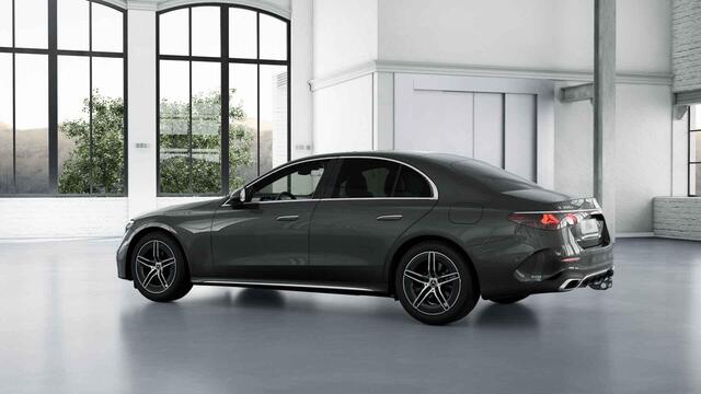 Mercedes-Benz E-KLASSE 300 e AMG Line | Panoramadak | Trekhaak | Winter pakket | Burmester |