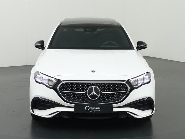 Mercedes-Benz E-KLASSE 300 e AMG Line | AMG | Panoramadak | Winter pakket | Night pakket | 20 inch |