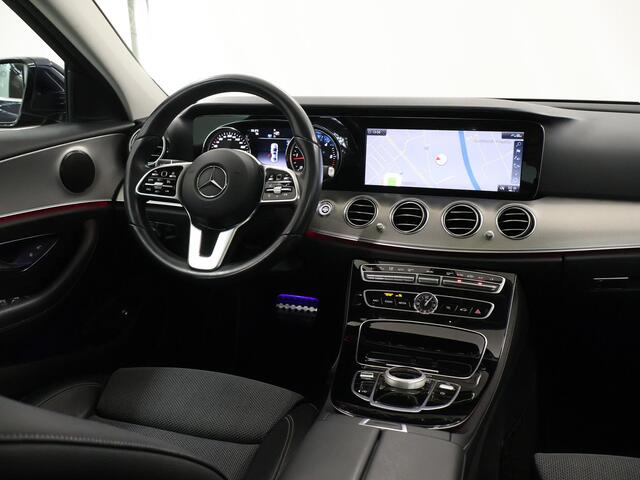 Mercedes-Benz E-KLASSE 220 d | Panoramadak | Sfeerverlichting | Thermatic | navigatie | Cruise Control | Sfeerverlichting |