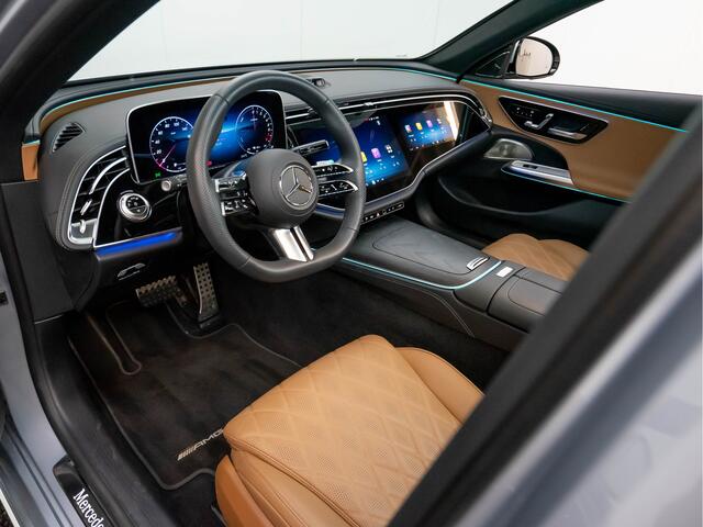 Mercedes-Benz E-KLASSE E 300 e 4MATIC AMG Line | Superscreen | Nappa | Luchtvering | Achterasbesturing