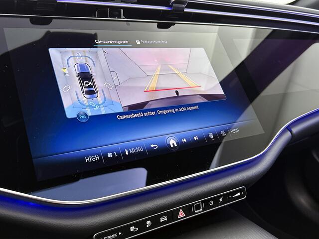 Mercedes-Benz E-KLASSE 300 e Sport Edition | Premium pakket | Trekhaak | Stoelventilatie voor | Nightpakket | Winter pakket | Burmester® 4D sound system | 20 inch AMG velgen zwart | DISTRONIC | 360°-camera | MBUX Superscreen |