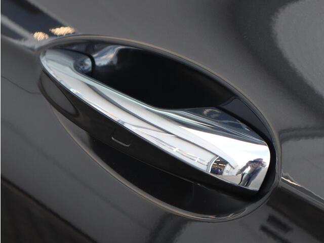 Mercedes-Benz E-KLASSE 300 e AMG line