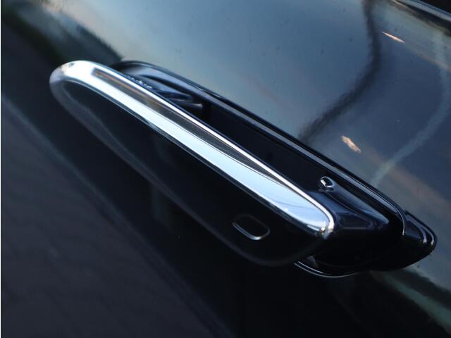 Mercedes-Benz E-KLASSE 300 e AMG Line