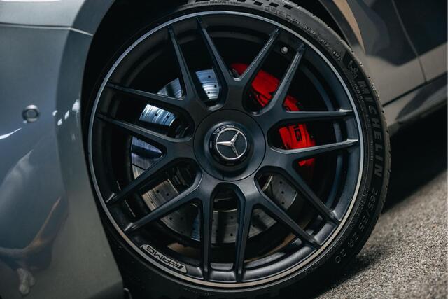 Mercedes-Benz E-KLASSE E63s AMG 63 S 4MATIC Premium Plus | Burmester 3D | Carbon interieur en exterieur| Dealer onderhouden | Sportuitlaat | 360 Camera | Head-Up |