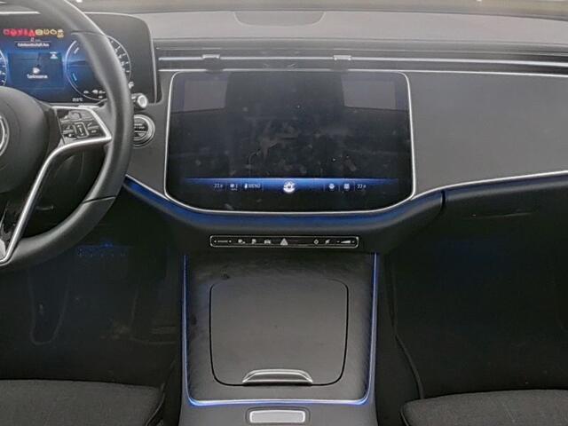Mercedes-Benz E-KLASSE 300 e Plug-In Hybride Burmester® 4D-Surround-Soundsystem | Dstronic | Stuur en Stoelverwarming | Stoelverwarming. Inclusief 24 maanden MB Certified garantie voor Europa.