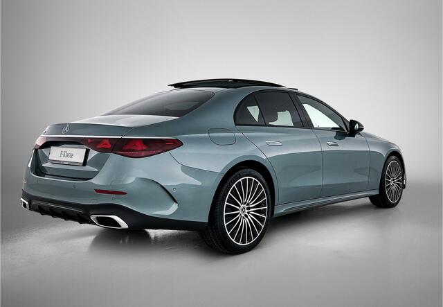 Mercedes-Benz E-KLASSE 300 e Sport Edition | Nightpakket | Panoramaschuifdak | Memorypakket | 360° camera | DIGITAL Light | Smartphone integratie | MBUX Superscreen | Augmented Reality navigatie | 20 inch AMG velgen |