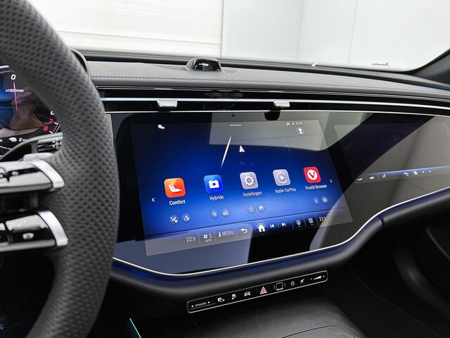 Mercedes-Benz E-KLASSE 300 e Sport Edition | Nightpakket | Panoramaschuifdak | Memorypakket | 360° camera | DIGITAL Light | Smartphone integratie | MBUX Superscreen | Augmented Reality navigatie | 20 inch AMG velgen |