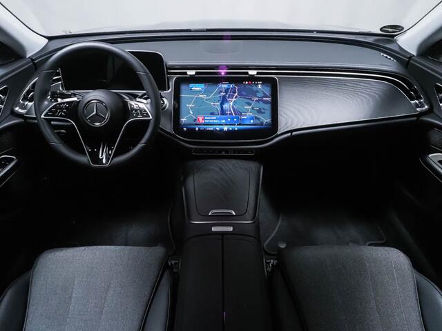 Mercedes-Benz E-KLASSE 300 de Avantgarde Plug-In Diesel Distronic LED Camera Stoelverwarming 19 Inch