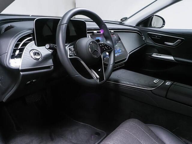 Mercedes-Benz E-KLASSE 300 de Avantgarde Plug-In Diesel Distronic LED Camera Stoelverwarming 19 Inch