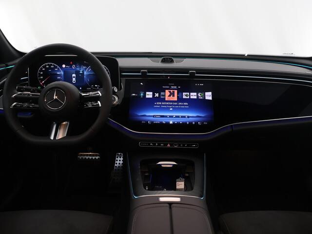 Mercedes-Benz E-KLASSE 300e Sport Edition | Panoramaschuifdak | 360° camera | Dodehoekassistent | Burmester | Nightpakket |