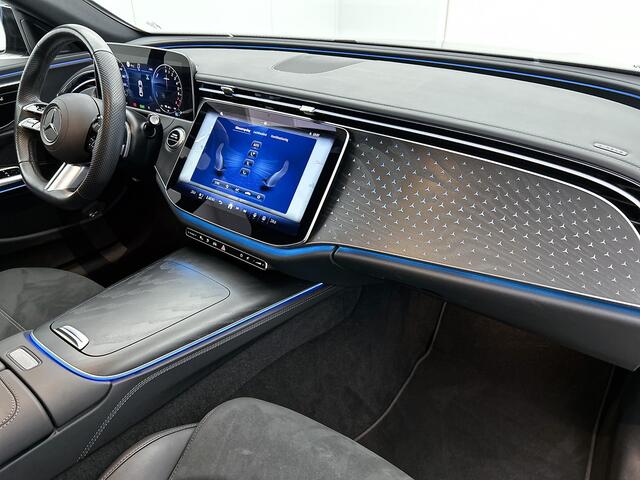 Mercedes-Benz E-KLASSE 300 e AMG Plug-In Hybride AMG Line | Night Pakket | Distronic | Dodehoekassistent | AC en DC Laden | Stuur en Stoelverwarming. Inclusief 24 maanden MB Certified garantie voor Europa.