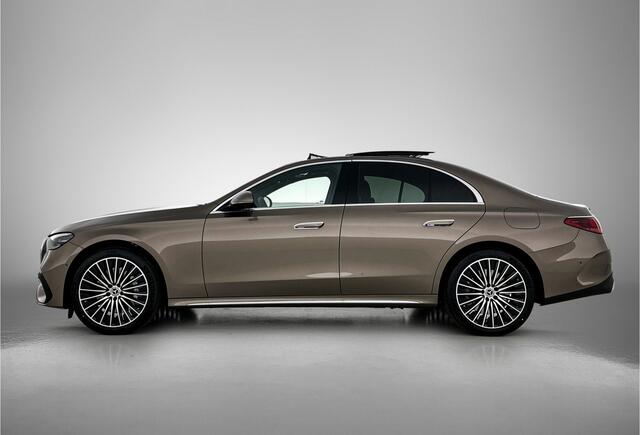 Mercedes-Benz E-KLASSE 300 e Sport Edition | Premium pakket | Trekhaak | Leder pakket | Winter pakket | Stoelventilatie voor | Digital Light | 360° camera | Burmester® 4D surround sound system | MBUX Superscreen | Augmented Reality navigatie |