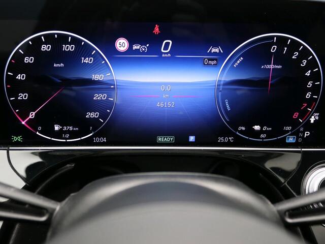 Mercedes-Benz E-KLASSE 300 e AMG Plug-In Hybride AMG Line | Panorama Schuif-Kanteldak | Widescreen Dashboard | Burmester® 4D surround sound system | Digil Licht. Inclusief 24 maanden Mercedes-Benz Certified garantie voor Europa.