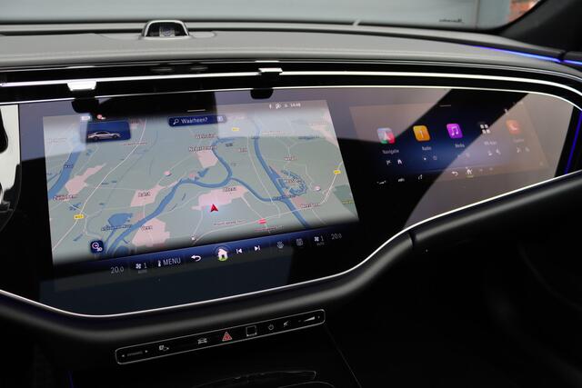 Mercedes-Benz E-KLASSE 220 d AMG Line Premium+ | Hyperscreen | Luchtvering | Achterasbesturing | Distronic | Soft-Close | Burmester | Panoramadak | Surround Camera | HUD | Verwarmd Stuurwiel | 3D-Display |