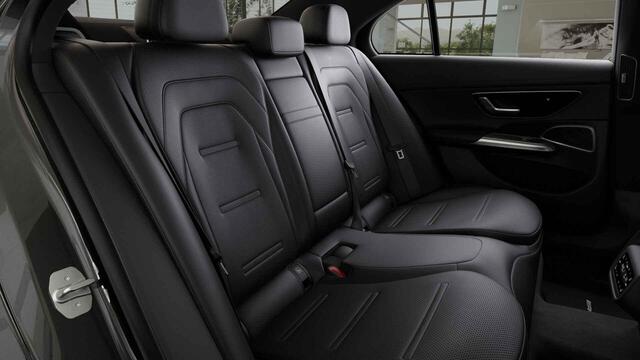 Mercedes-Benz E-KLASSE AMG 53 4MATIC+ | Night | AMG Drivers pakket | AMG Dynamic plus pakket | Panoramadak | Carbon interieur | Massagestoelen | Burmester | Trekhaak |